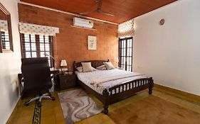 Luho Stone House